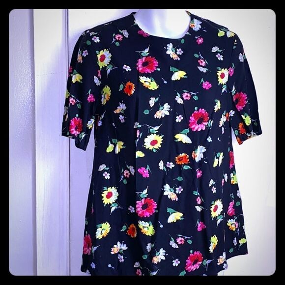 WAREHOUSE Black and Floral Short Sleeve Blouse-4 - Picture 1 of 6
